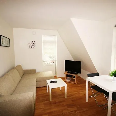 Norwegian Housing, Solbakkeveien 12 Apartamento *