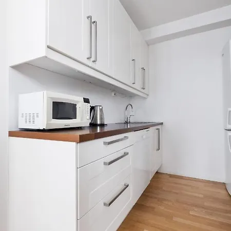 Norwegian Housing, Solbakkeveien 12 *