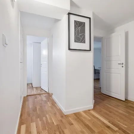 Apartment Norwegian Housing, Solbakkeveien 12